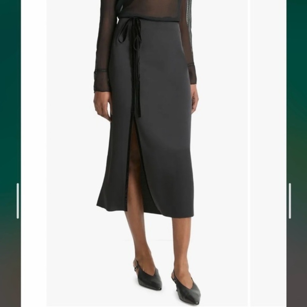 Vince Charcoal Midi Skirt with Side Slit in Black Size 4